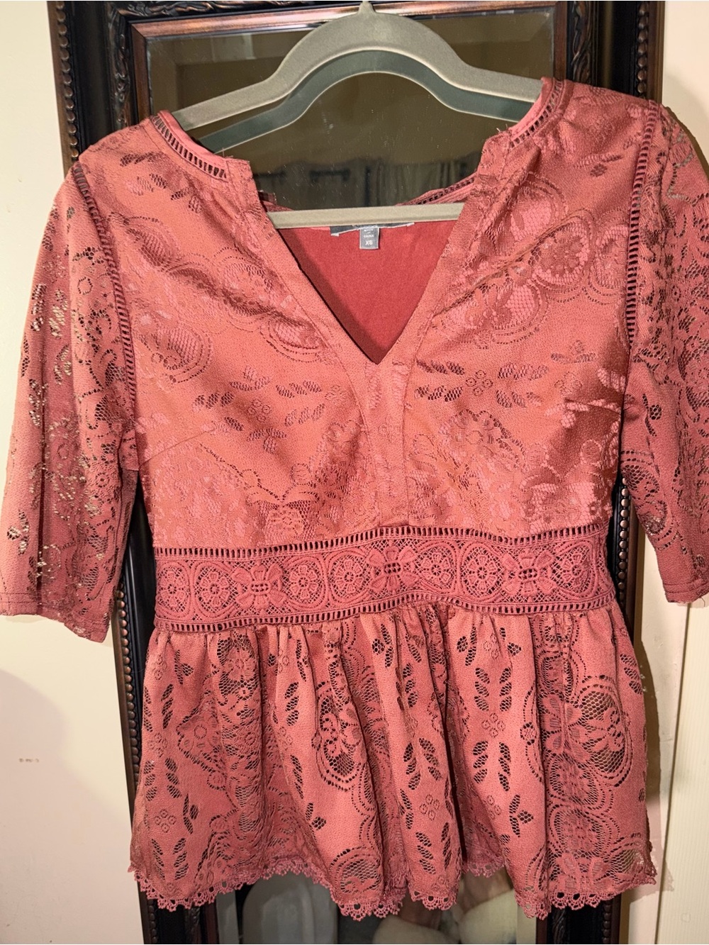 Lace Peplum V-Neck Women's Dress Top in Dusty Rose